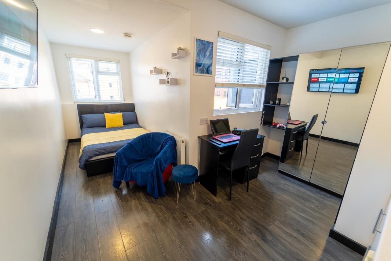 Stay Sa Cosy Equipped Studios Available 10 Mins From The City! Free Wifi &50" Smart Tv'S! Birmingham Kamer foto