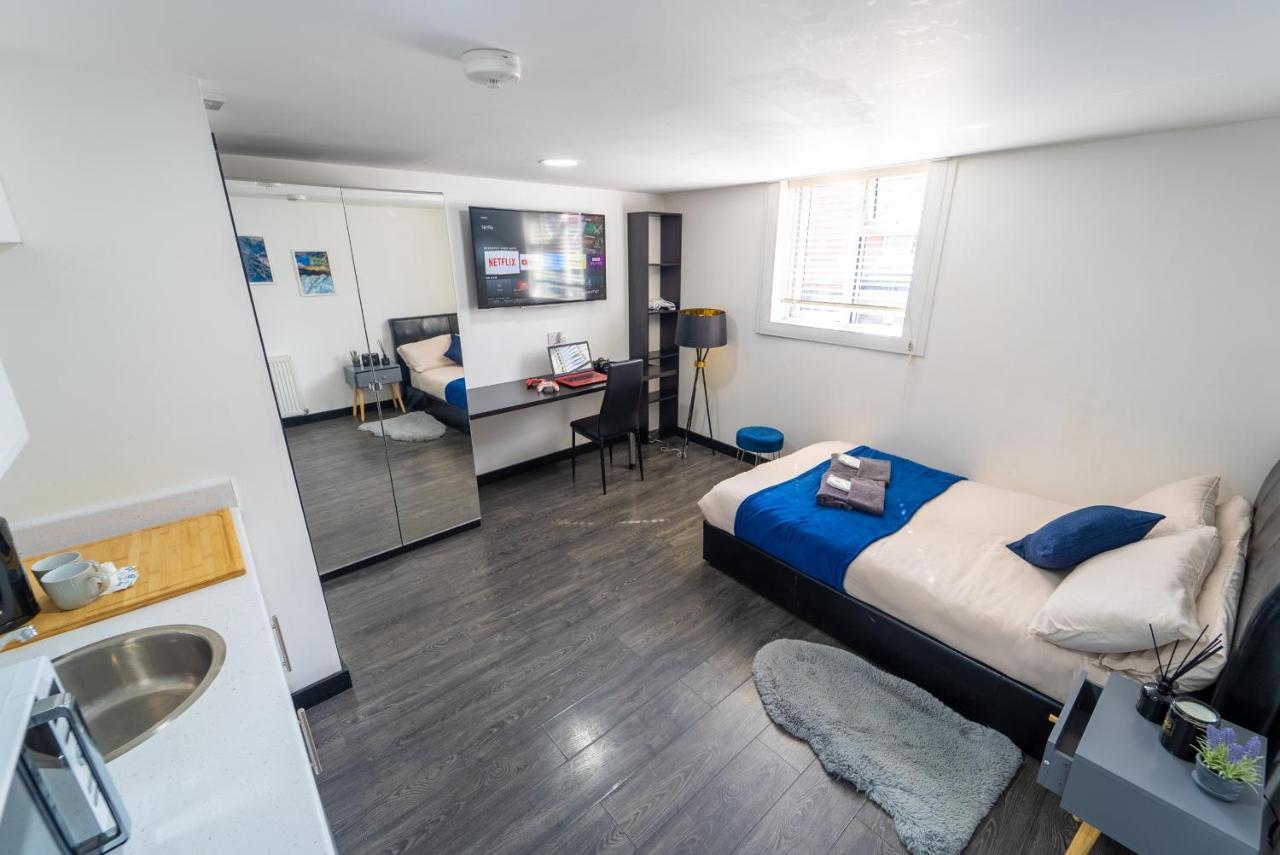 Stay Sa Cosy Equipped Studios Available 10 Mins From The City! Free Wifi &50" Smart Tv'S! Birmingham Kamer foto